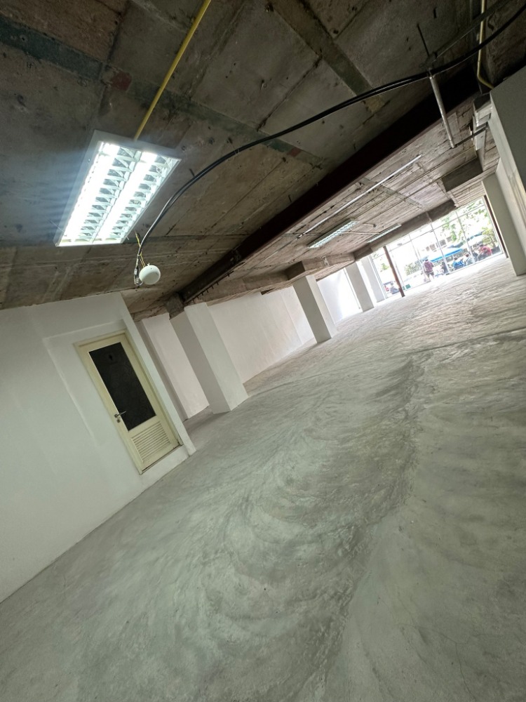 Rent/เช่า  (คอมเมอร์เชียล สเปซ อิน ชิดลม) 🌟PN-00005526🌟