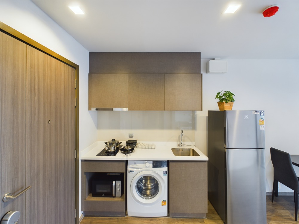 ไลฟ์ ลาดพร้าว วัลเล่ย์ 🌟PN-00004254🌟