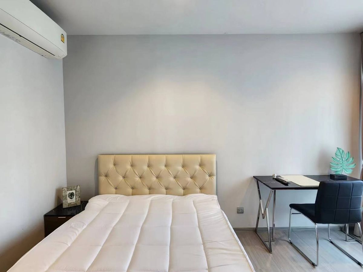 ไลฟ์ อโศก - พระราม 9 🌟PN-00006849🌟