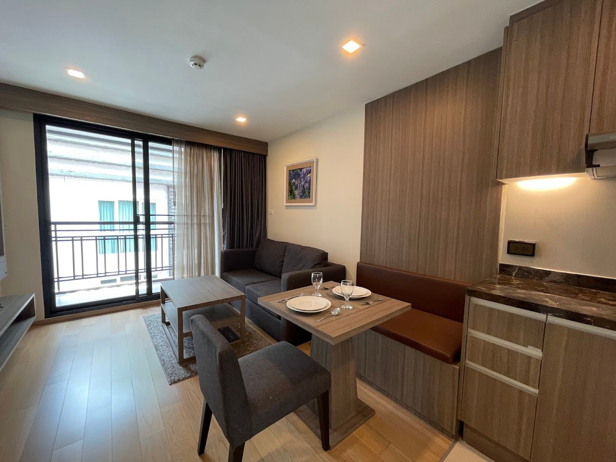 อาร์ท แอท ทองหล่อ 25 🌟PN-00007233🌟