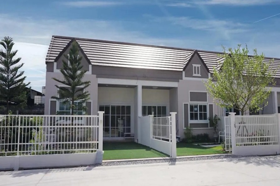 Flora-Home-Bueang-Sriracha