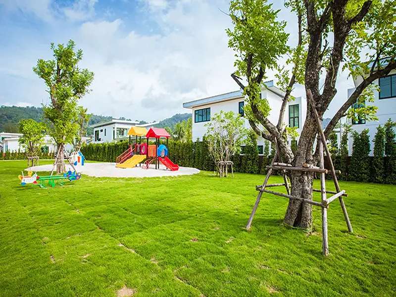 แกรนด์-โบ๊ท-พลาซ่า