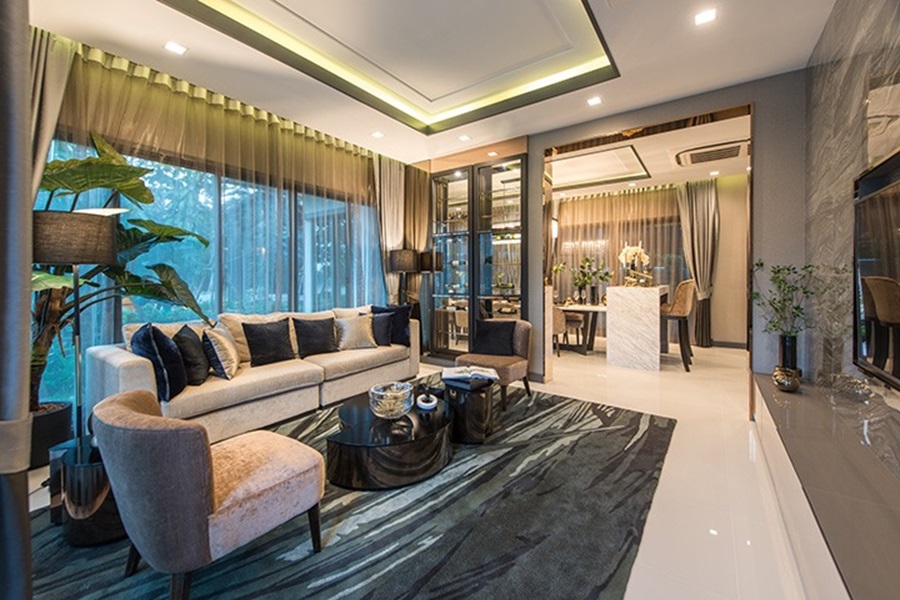 บางกอก-บูเลอวาร์ด-รามอินทรา-เสรีไทย