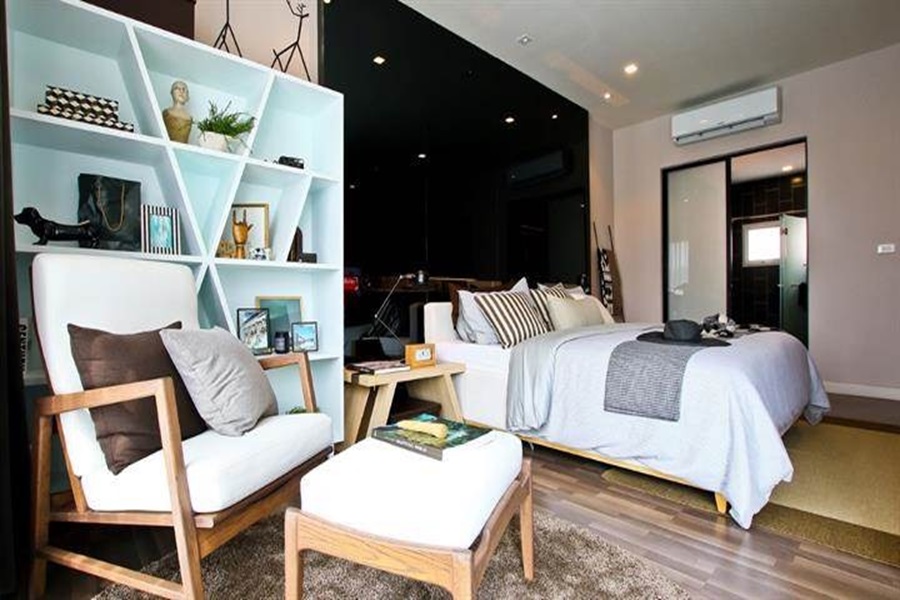 เบล็สทาวน์-ศรีสมาน-ติวานนท์